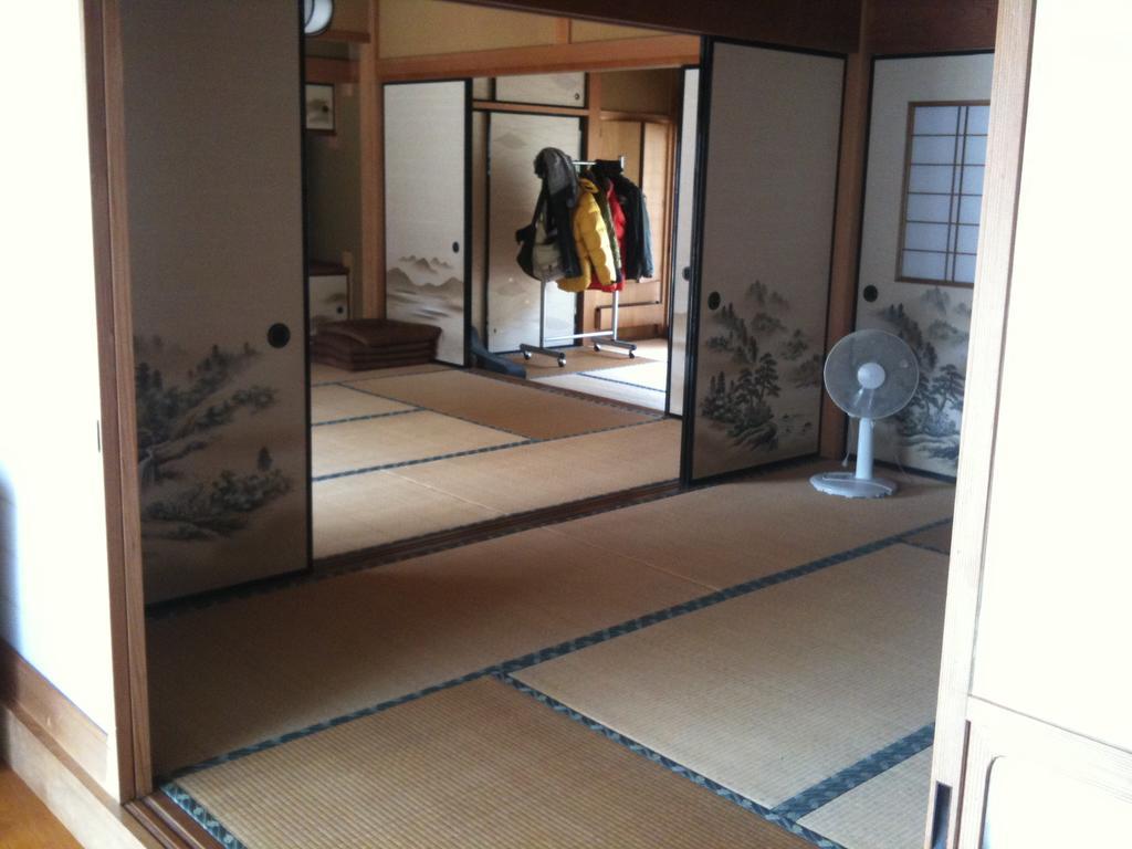 Guest House Warabi Mino ภายนอก รูปภาพ